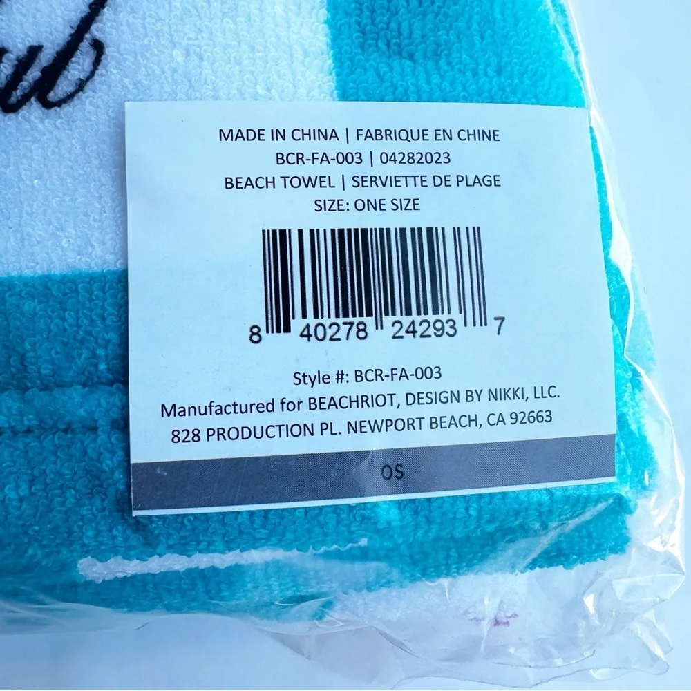 Beach Riot Beach Club Striped Towel Blue White and Pink Oversized NWT FabFitFun‎